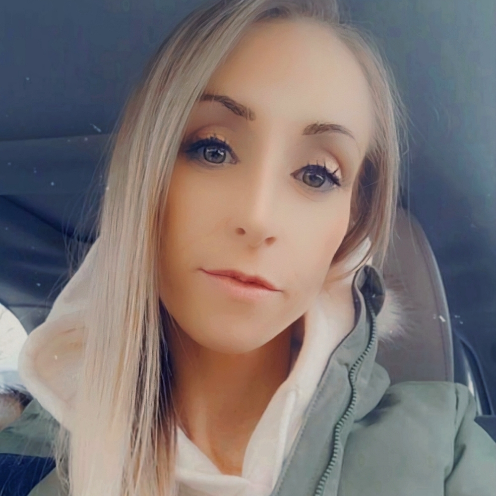 Meet your Posher, Serraya